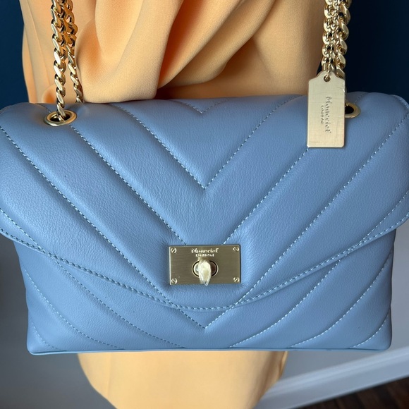 NWT Moncrief of London Cathryn Elegant Blue Quilted Shoulder Bag - Picture 6 of 13